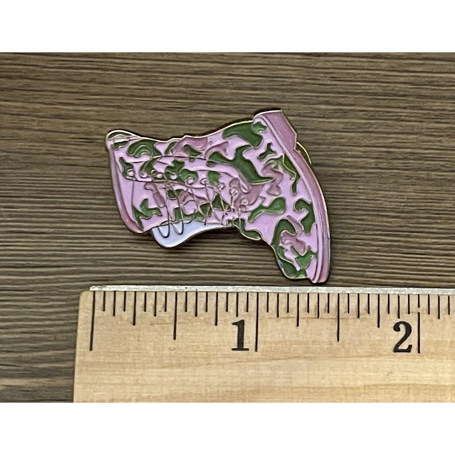 Vintage Retro Fun Pink Green Camouflage Military Lace Up Boot Ribbon Lapel Pin