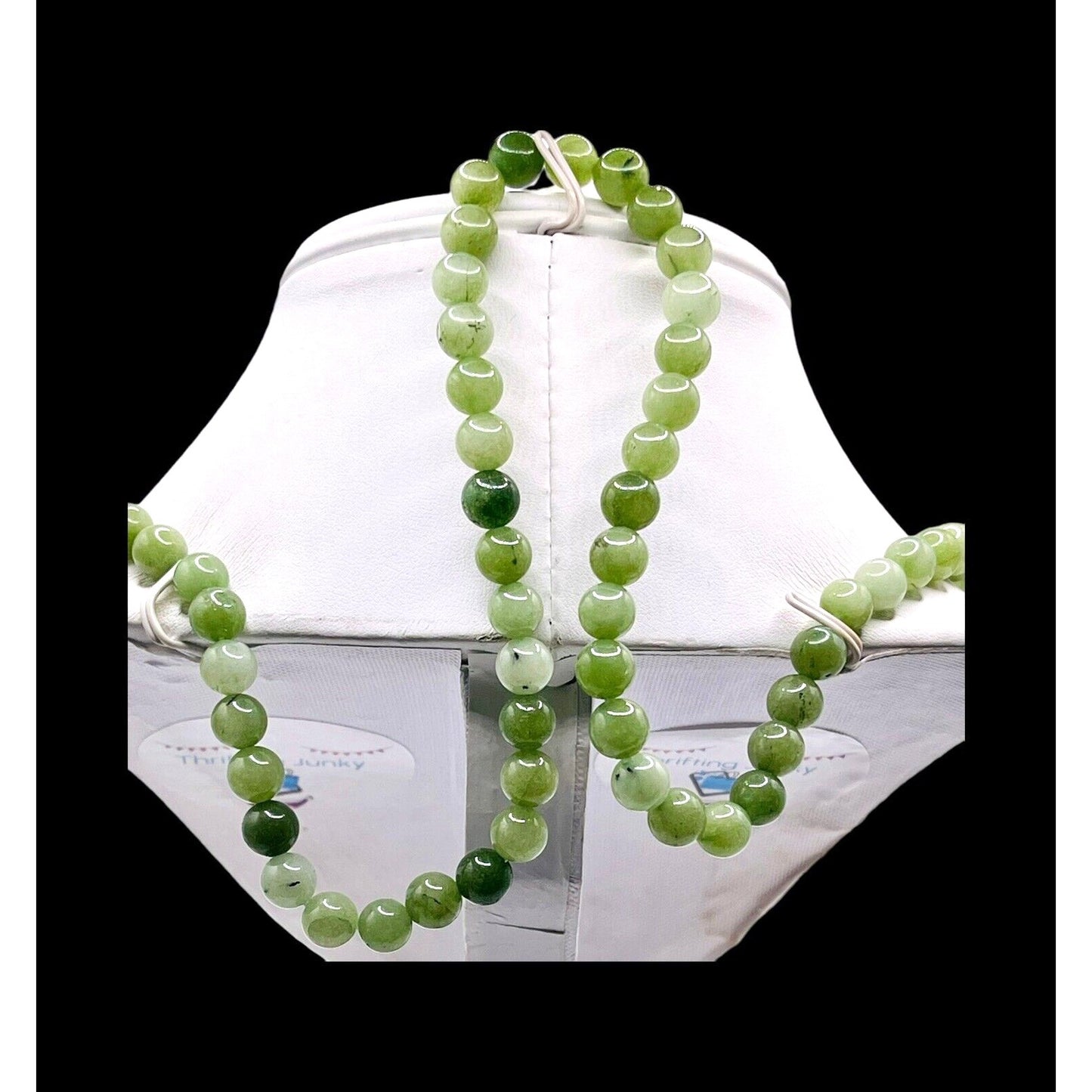 C Brand Green Jadeite Beaded Open Circle Pendant 14" Silver-tone Necklace EUC