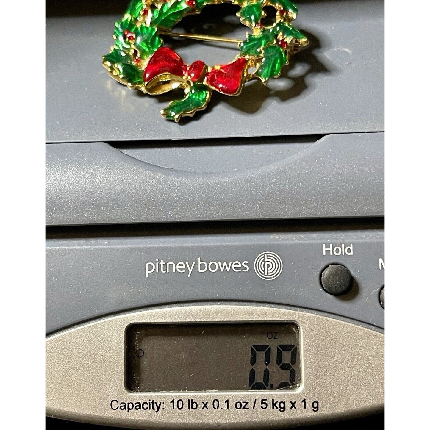 Vintage Christmas Wreath with Holly Berries-n-Red Bow Enamel 2" Gold-tone Brooch