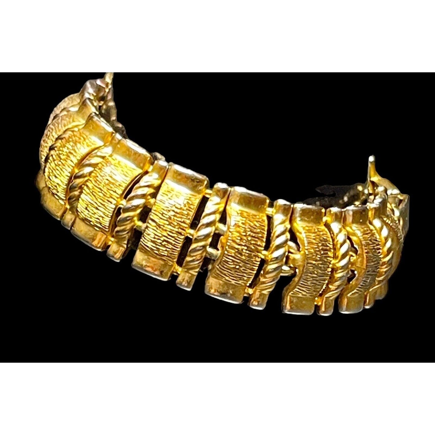 Vintage Multi-Tone Gold Plated Heavy Linked Panel 7" Bracelet GUC