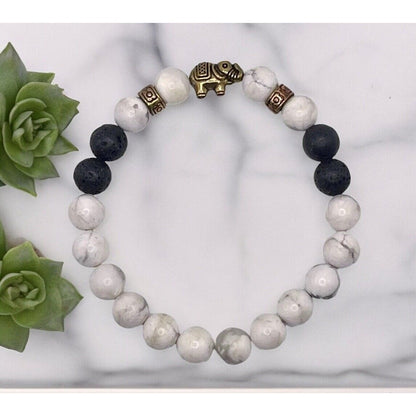 Vintage White Howlite Black Lava Beaded Elephant Charm 3" Bracelet GORGEOUS EUC