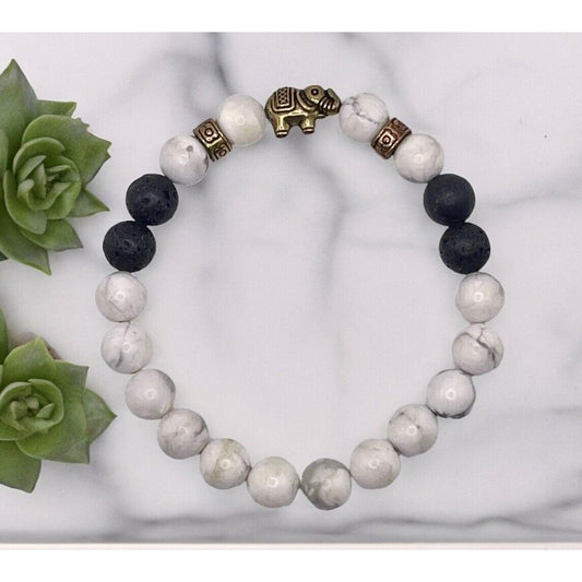 Vintage White Howlite Black Lava Beaded Elephant Charm 3" Bracelet GORGEOUS EUC