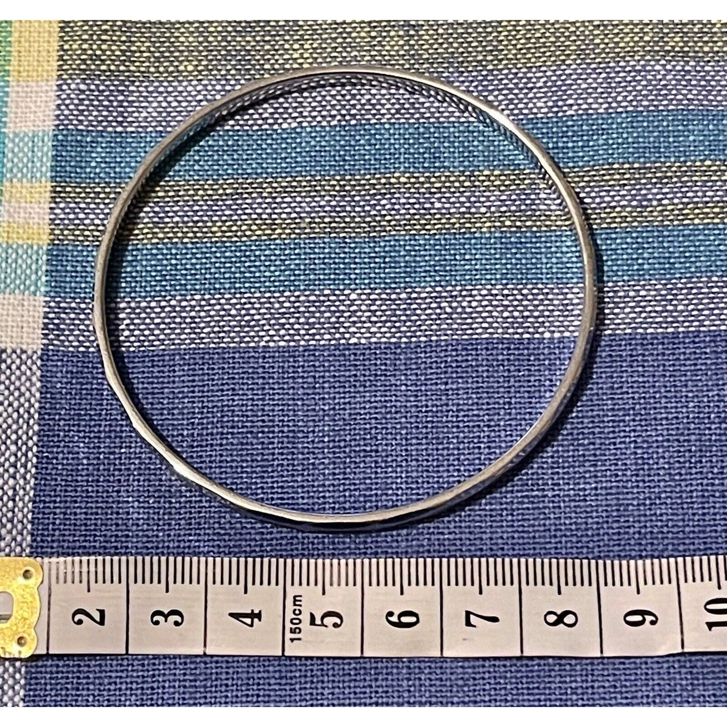 Vintage Monet Diamond Cut Etched Seamless Silver Bangle 7” Bracelet VGUC