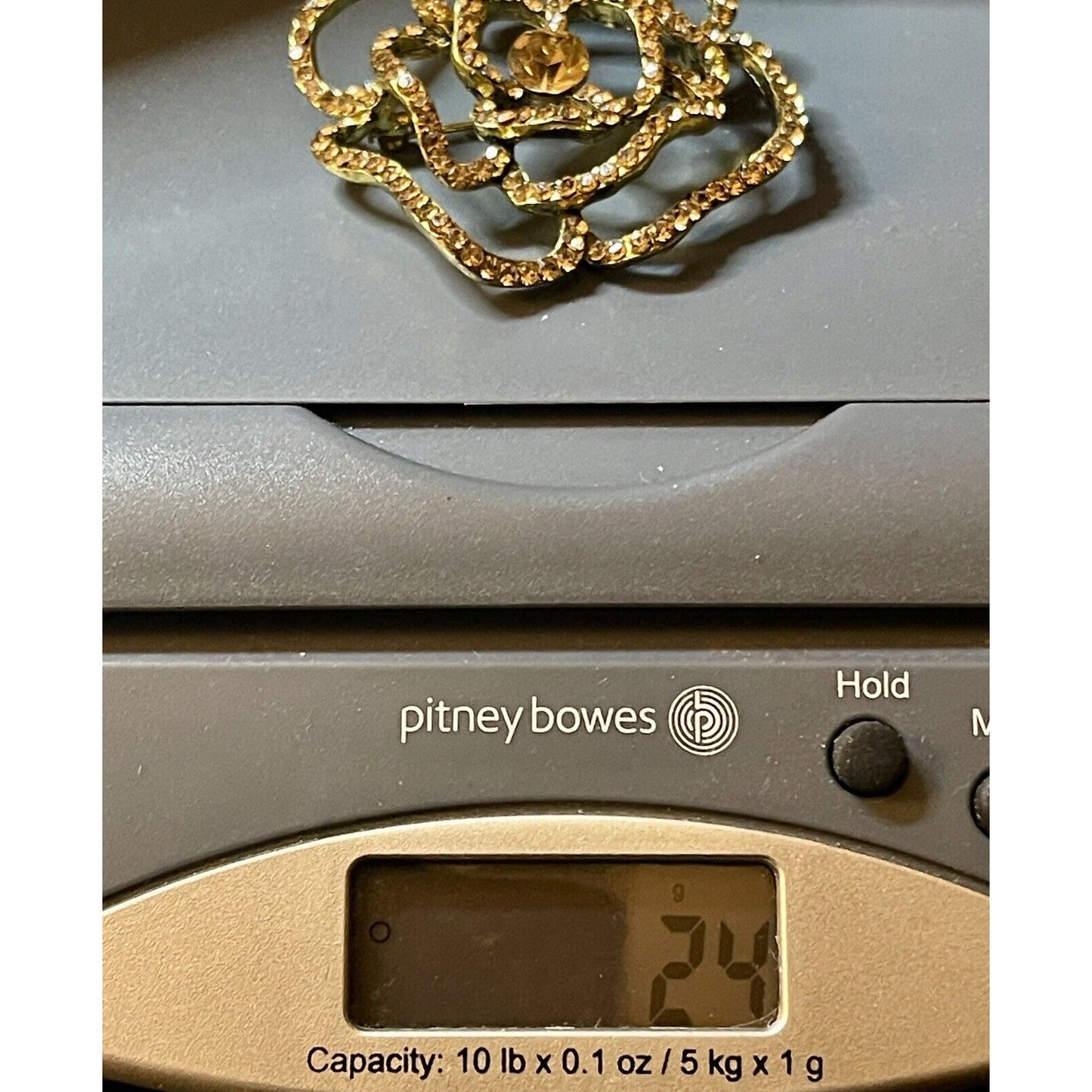Vintage Clear Rhinestones Camellia Flower Couture Gold-tone Brooch EUC Gorgeous