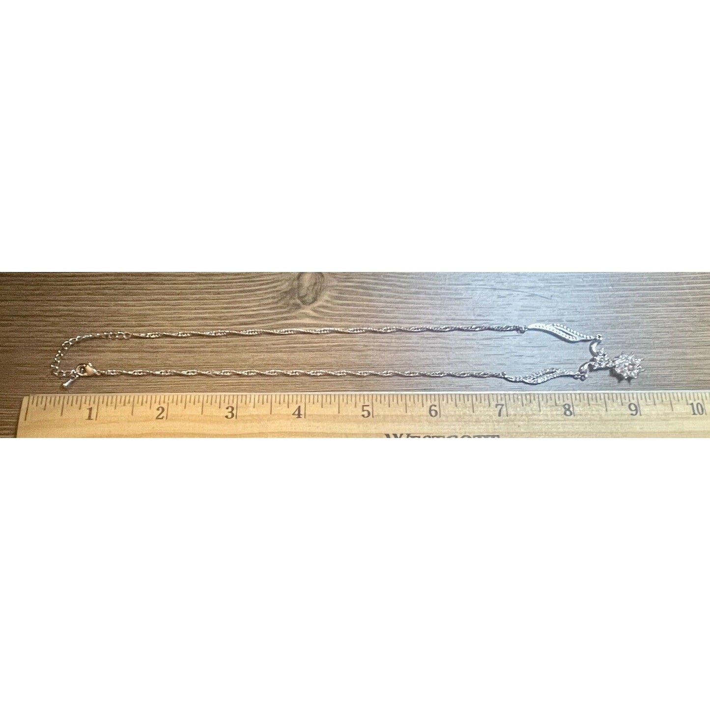 Vintage Retro Soltaire Pendant Cubic Zirconias Silver Tone 18" Necklace EUC